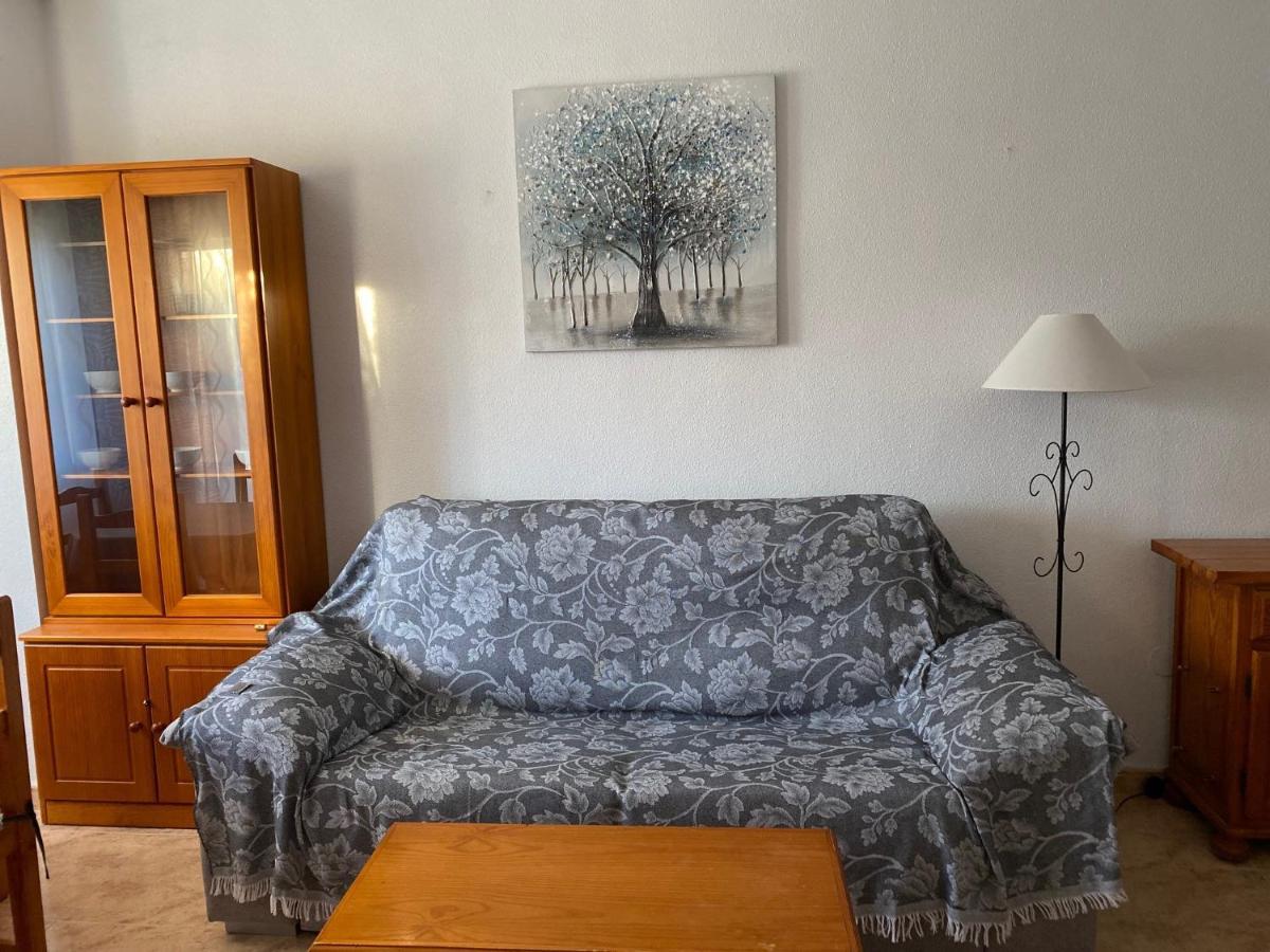 Apartamento Caballero De Rodas Torrevieja Exterior foto