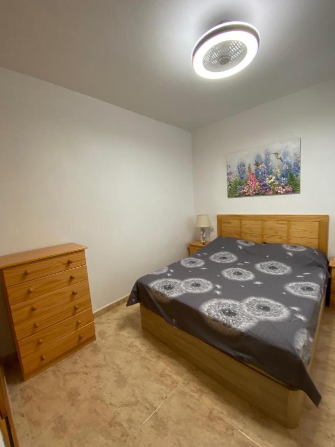 Apartamento Caballero De Rodas Torrevieja Exterior foto